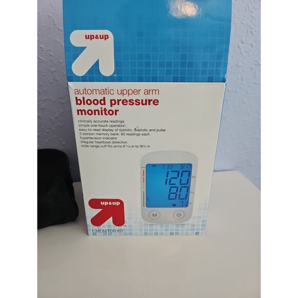 UP & UP AUTOMATIC UPPER ARM BLOOD PRESSURE MONITOR Target - Picture 4 of 5